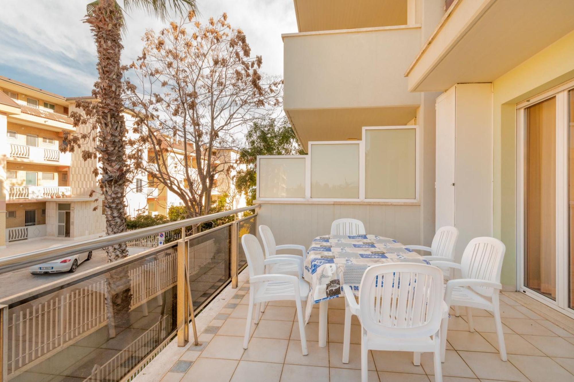 Residence Brezza Di Mare San Benedetto del Tronto Exterior photo